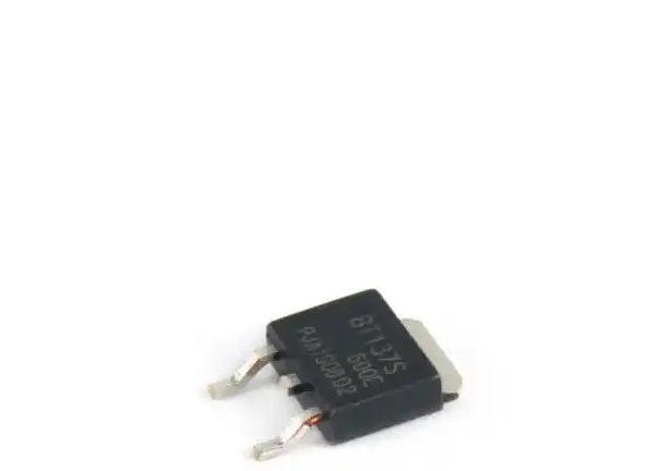 bt137-600e,bt137600,bt137s600e to252,triac